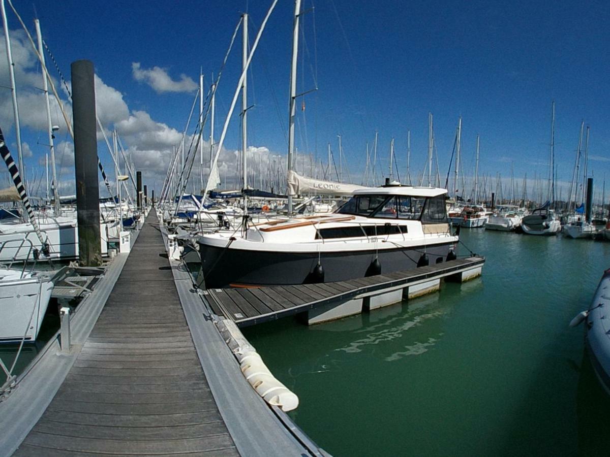 La Rochelle Sur L'Eau Hotell Exteriör bild